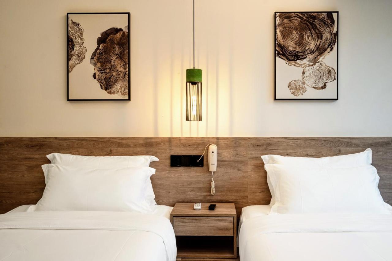 Whispering Mountains Boutique Hotel Жангжиаже Екстериор снимка