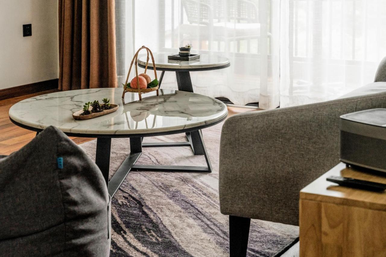 Whispering Mountains Boutique Hotel Жангжиаже Екстериор снимка